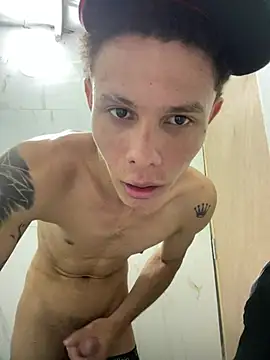 [23 Sep 16:08] Private Show - video od modelky/modela LuiguiMoore