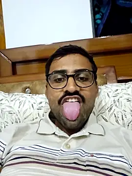 [25 Sep 22:45] Private Show - video by krishna8035 cam model