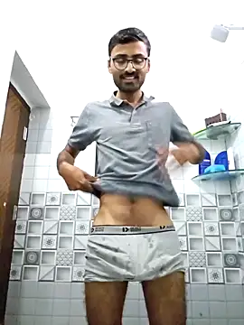 [28 Sep 10:07] Private Show - video by krishna8035 cam model