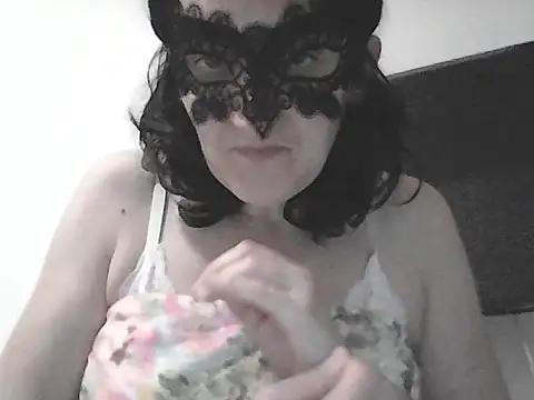 UNO SPEZZONE DI LIVE DOVE CE IL MIO BUCO DEL CULO - video di DolceFocosa modella di cam