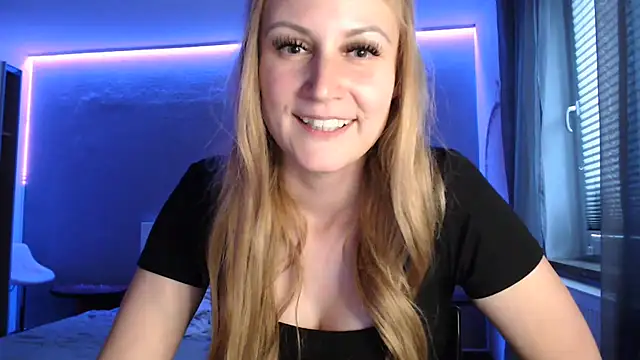 Squeezing my boobs + playing with my pussy 🥵 - video av SweetGermanGoddess