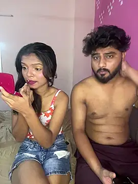 [25 Oct 19:52] Public Show - video oleh Sexxybobby kamera model