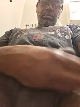 [11 Oct 11:01] Public Show - video by Blackscorpiondick cam model