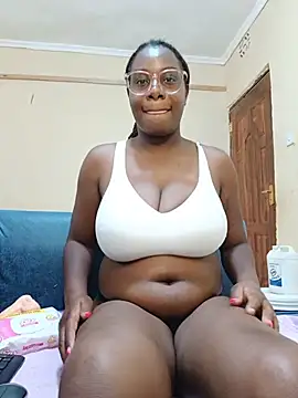 [18 Oct 10:58] Private Show - video van sexxy_boobs254 cam-model