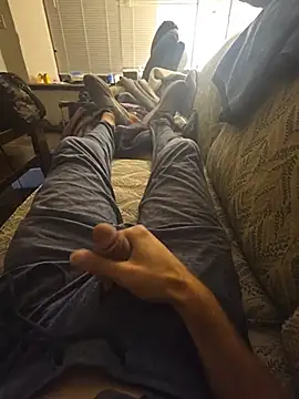 Come too my next live make me get hard etc tip me plz - видео от derekpagel25