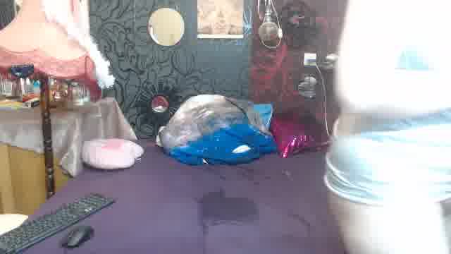 [30 Sep 20:39] Private Show - video by switchlorenx cam model