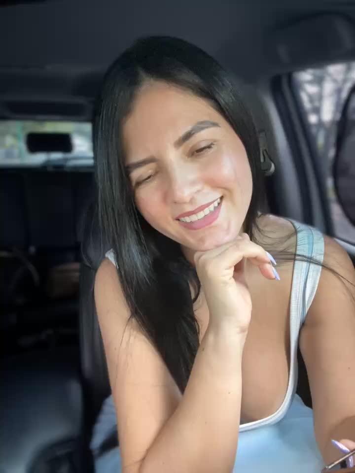 Pvt show - Uber girl naked in public 🤫😈 - clip cu Carolina_Novoa model videochat