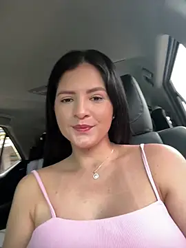 Pvt show - 💦Sexy Uber Girl playing with her pussy 🔥 - clip cu Carolina_Novoa model videochat