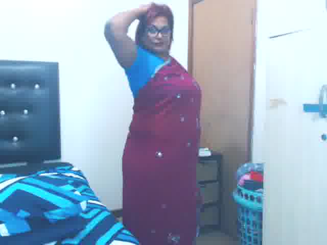 LONG STRIP TEASER - video oleh sexylax17 kamera model