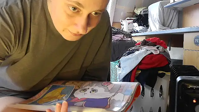 Show my handmade  drawings  and one picture that I took with my camera [ sorry for that picture] 😘 - video by SexyAmanda33 cam model