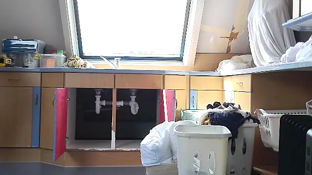 Paint the cabinet  nude 🤭