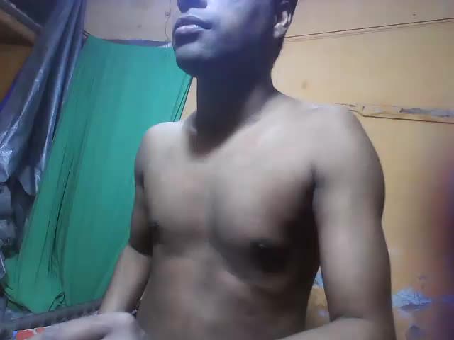 [19 Mar 13:29] Private Show - video van desiboy1101 cam-model