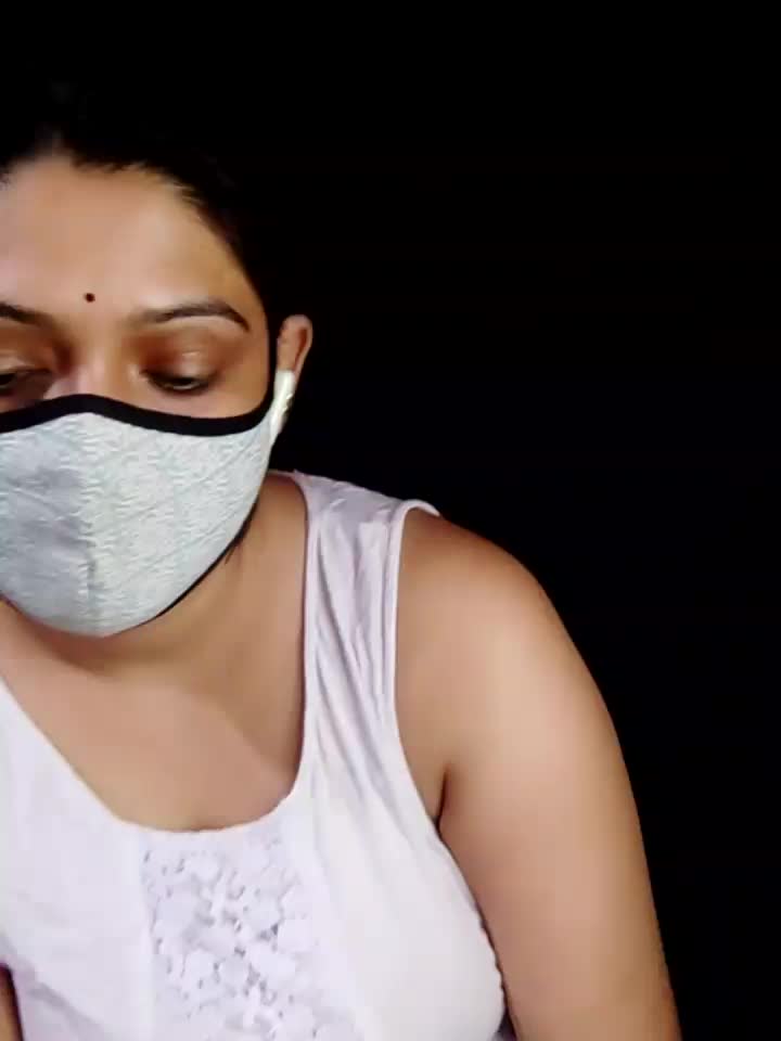 WANT TO SEE ME CLOSE - video by indianpallavi cam model