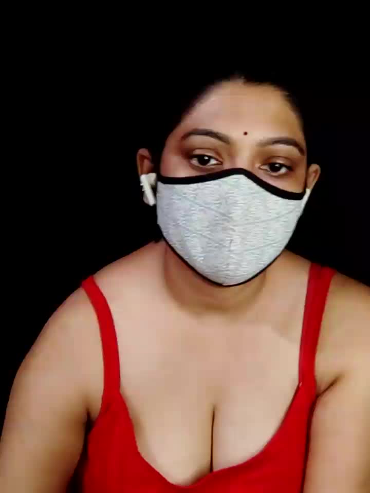RED is fav color - video by indianpallavi cam model