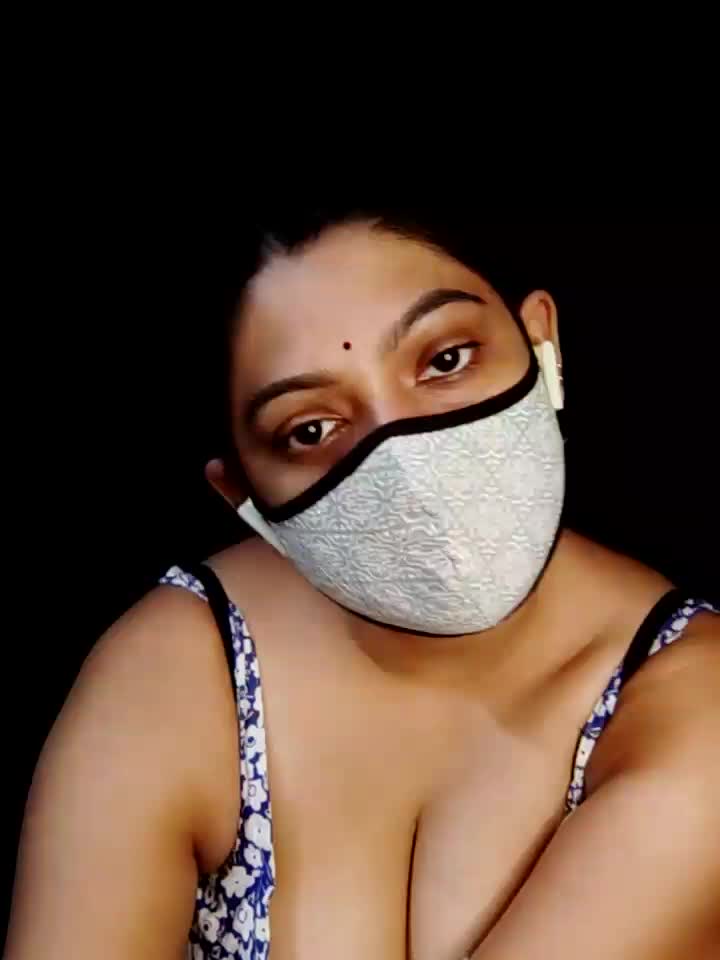 bouncy boobs - video by indianpallavi cam model