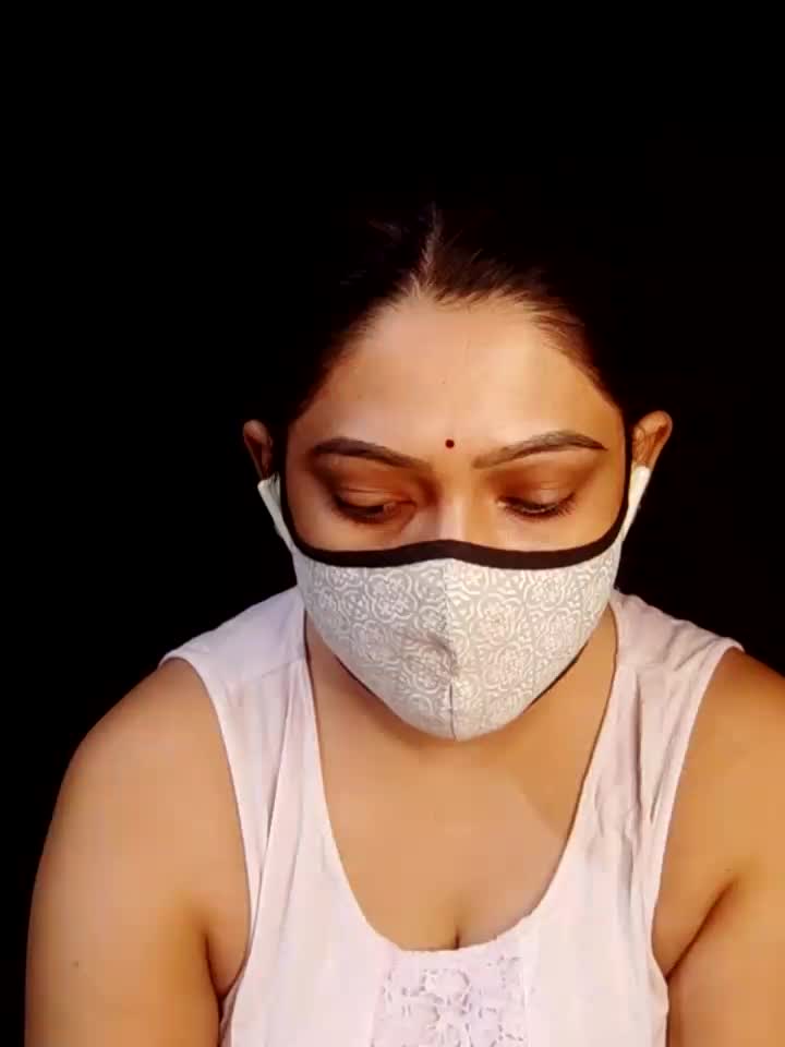 BOOBS AND BIG ASS SHOW - video by indianpallavi cam model