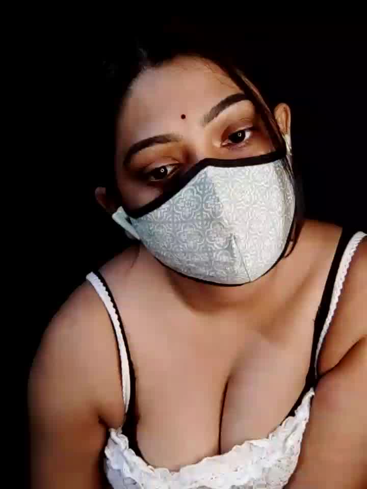 strip it baby - video by indianpallavi cam model