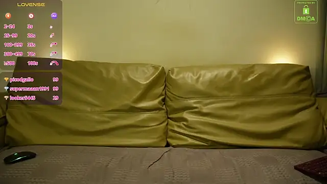 Private Show. Teasing my cock through leather pants and DIRTY  talk - vidéo du modèle de showcams SteeveMuscle