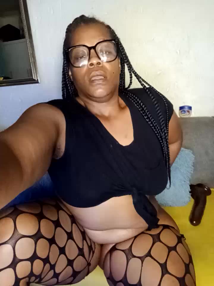 [28 Sep 02:37] Private Show - SQUITBOOTY adlı kamera modelinin videosu