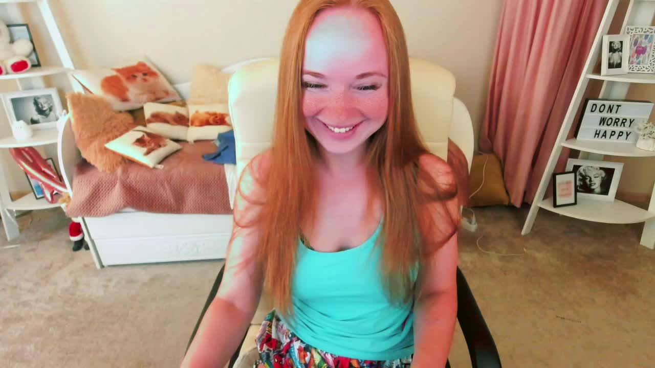 play with me - วิดีโอโดย MiaRedFox โมเดลแคม