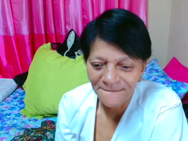 [5 Jul 01:12] Private Show - vídeo de la modelo de cam SLUTTYROXY