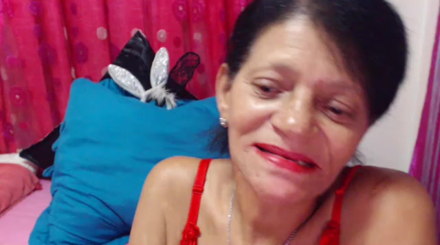 [8 Jul 11:27] Private Show - vídeo de la modelo de cam SLUTTYROXY