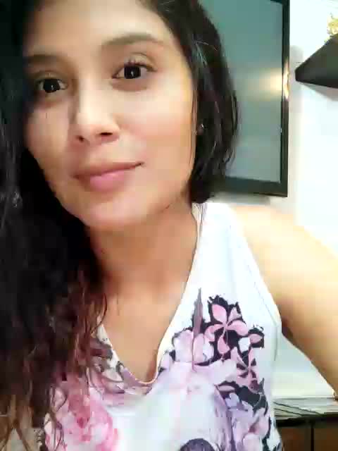 [11 Oct 22:55] Private Show - video di kinky_mila@xh modella di cam