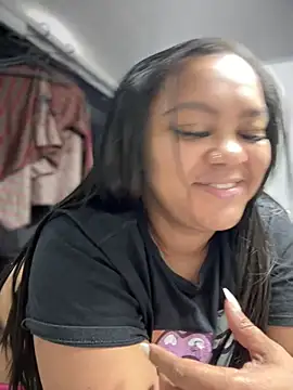 Private squirt show at the beauty salon - Video von yanza2002 Cam-Model