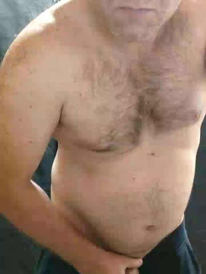 [22 Oct 01:54] Private Show – video modela na kameri IronedTitan