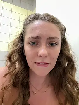 😈RIDE A DILDO OUTSIDE OF CABIN😈ticket show - video by MariiD cam model