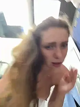 😈SQUIRT IN CHANGING ROOM😈 - video by MariiD cam model