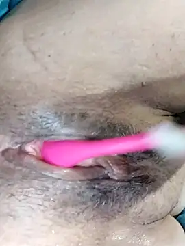 Show masturbation - video by Melmamalhuda@xh cam model