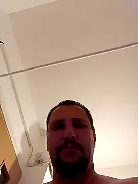 [25 Jun 19:23] Public Show - video van Miki20677 cam-model