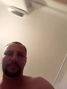 [11 Aug 18:26] Public Show - video van Miki20677 cam-model