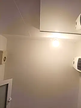 [13 Aug 21:10] Public Show – video modela na kameri Miki20677