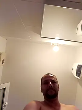 [16 Aug 22:06] Public Show - video van Miki20677 cam-model