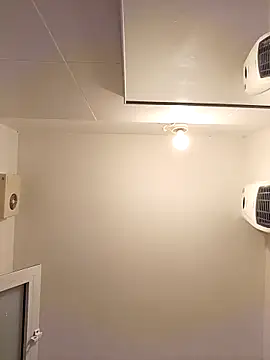 [3 Sep 20:45] Public Show - video van Miki20677 cam-model