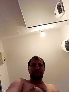 [26 Nov 18:41] Public Show - video van Miki20677 cam-model