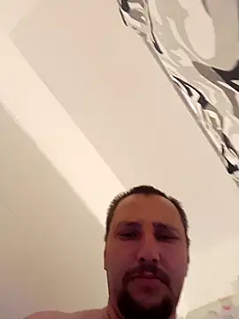 [20 Jan 19:32] Public Show - video van Miki20677 cam-model