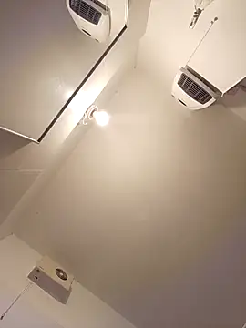 [2 Feb 19:16] Public Show - video by Miki20677 cam model