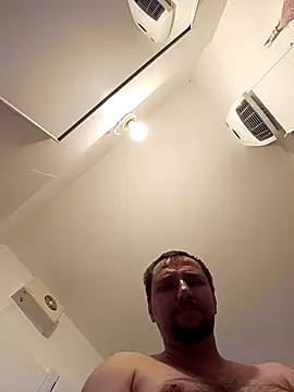 [5 Feb 18:48] Public Show - video di Miki20677 modella di cam