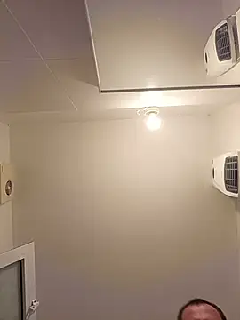 [13 May 19:18] Public Show - video oleh Miki20677 kamera model