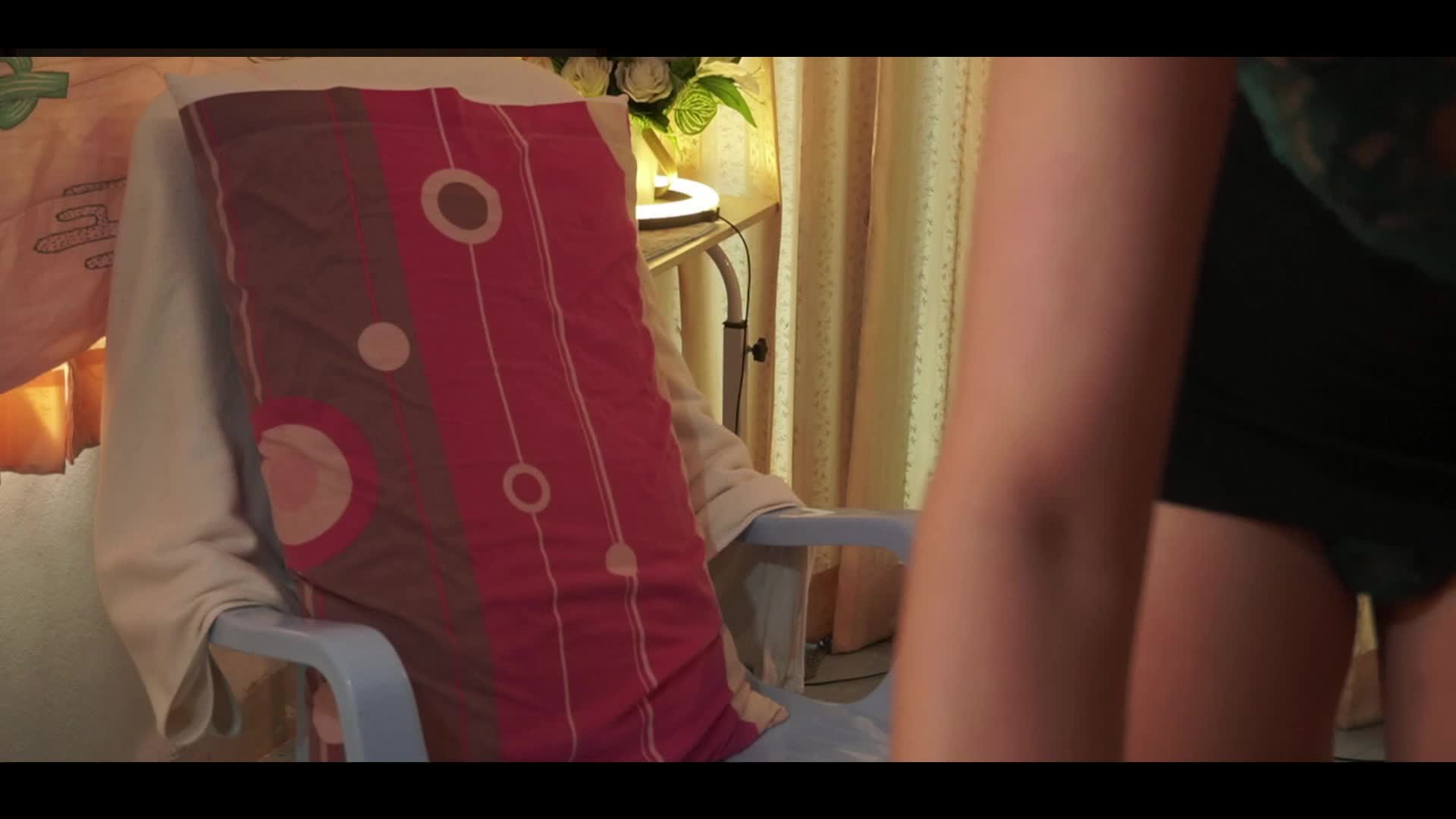 [16 Mar 13:08] Private Show – video od webkamerové modelky ribbinpink