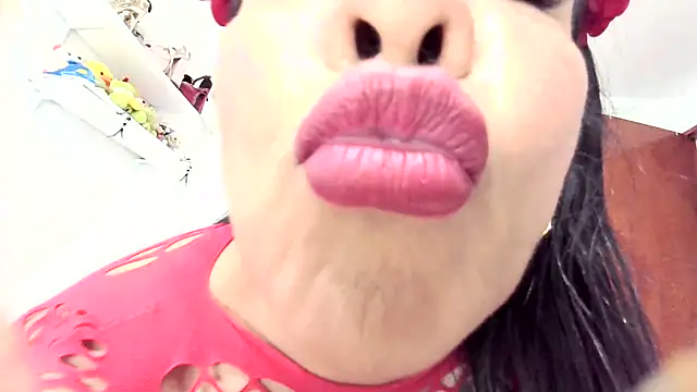 [25 Apr 16:09] Private Show - Vídeo de pink_chicaxxx