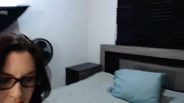 [5 Nov 11:02] Private Show - فيديو من DesreRose موديل الكام