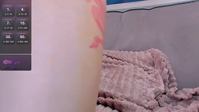 [15 Aug 21:34] fingering^^ - video by Janie_JJ_Curvie cam model