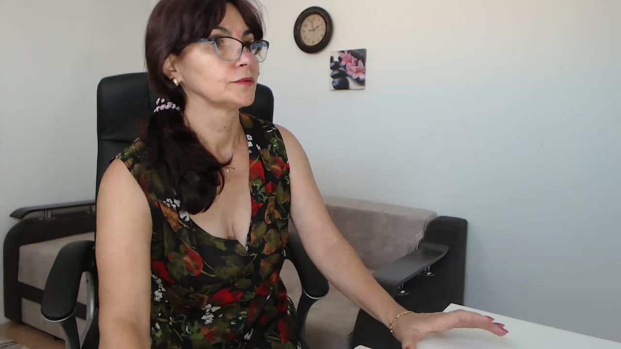 [1 Jul 13:59] Private Show - vídeo de helua54 modelo de câmara