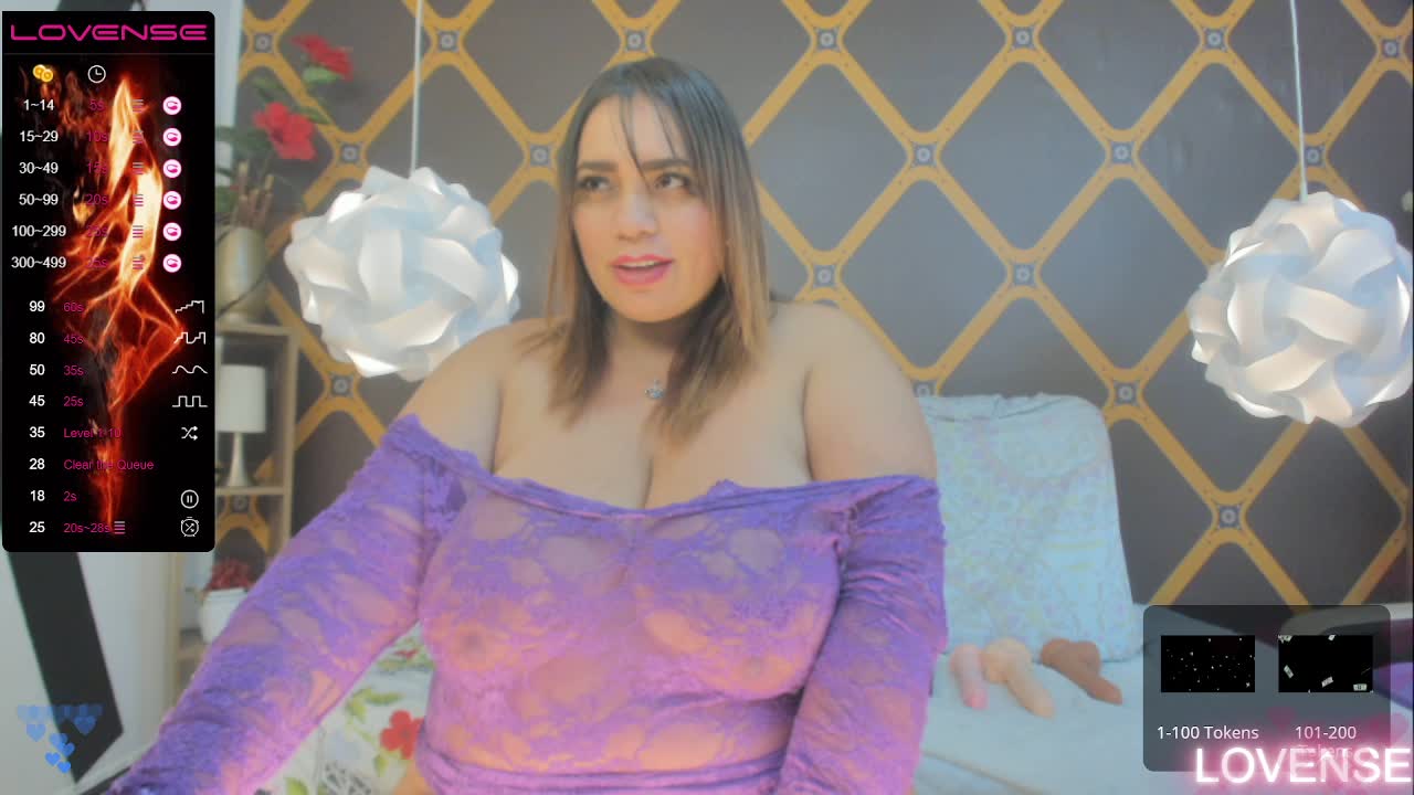 A little seduction - วิดีโอโดย AlexxandraRivera โมเดลแคม