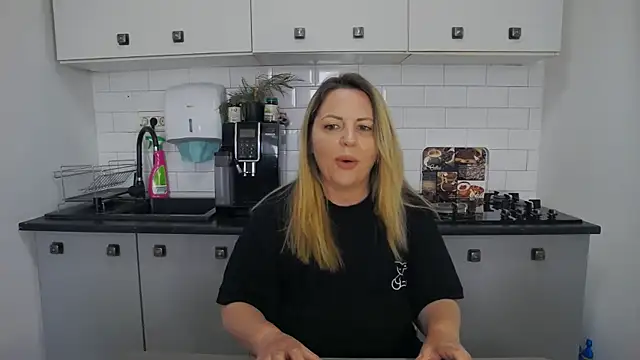 [11 May 15:03] Private Show - video by erikaerika cam model