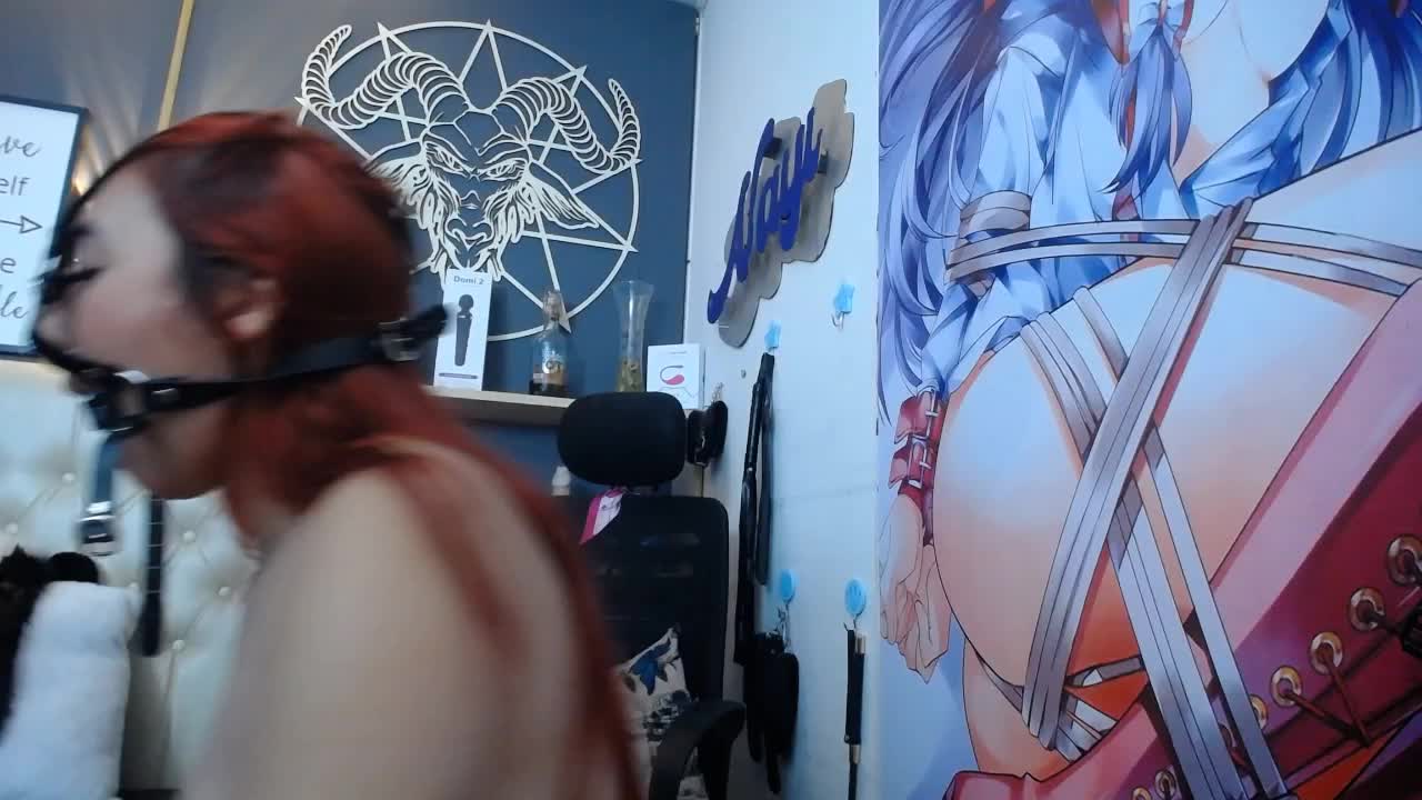 Ass Fisting And Deep Throat Lying Down – видео вебкам-модели Student_of_Bdsm